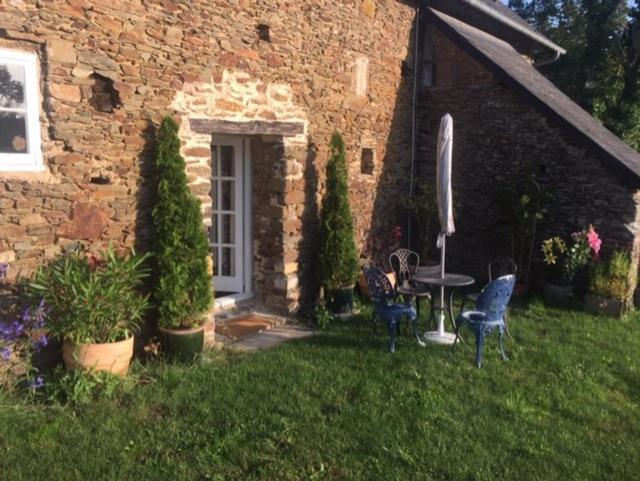 Chez Thomas 7 Route Du Monde Ancien Bed & Breakfast Saint-Georges-D'Aunay ภายนอก รูปภาพ